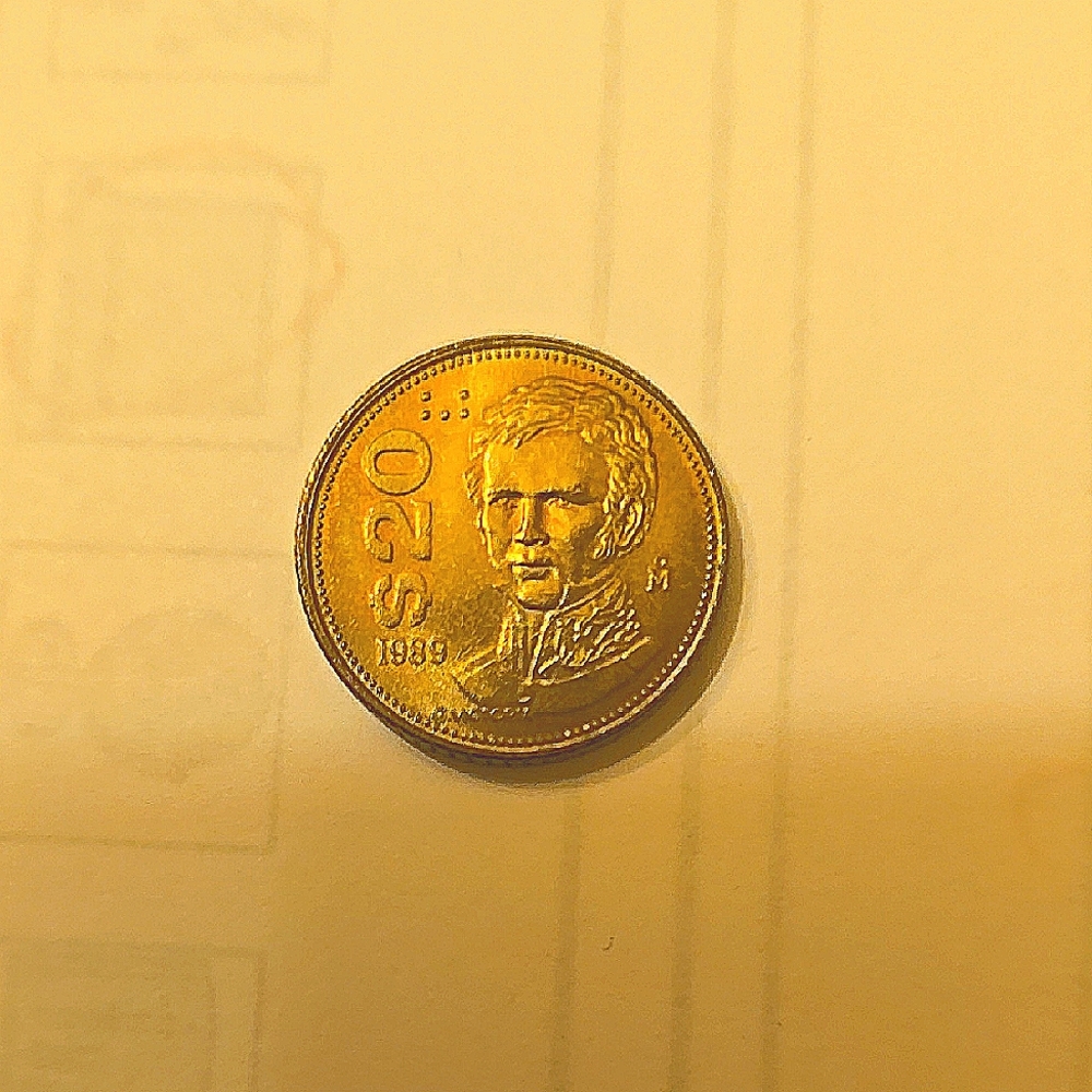 1989 $20 Mexicanos Coin BU plus Mint Uncirculated
